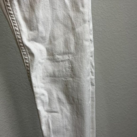 Zara Frayed Distressed White Skinny Jeans - Picture 6 of 8